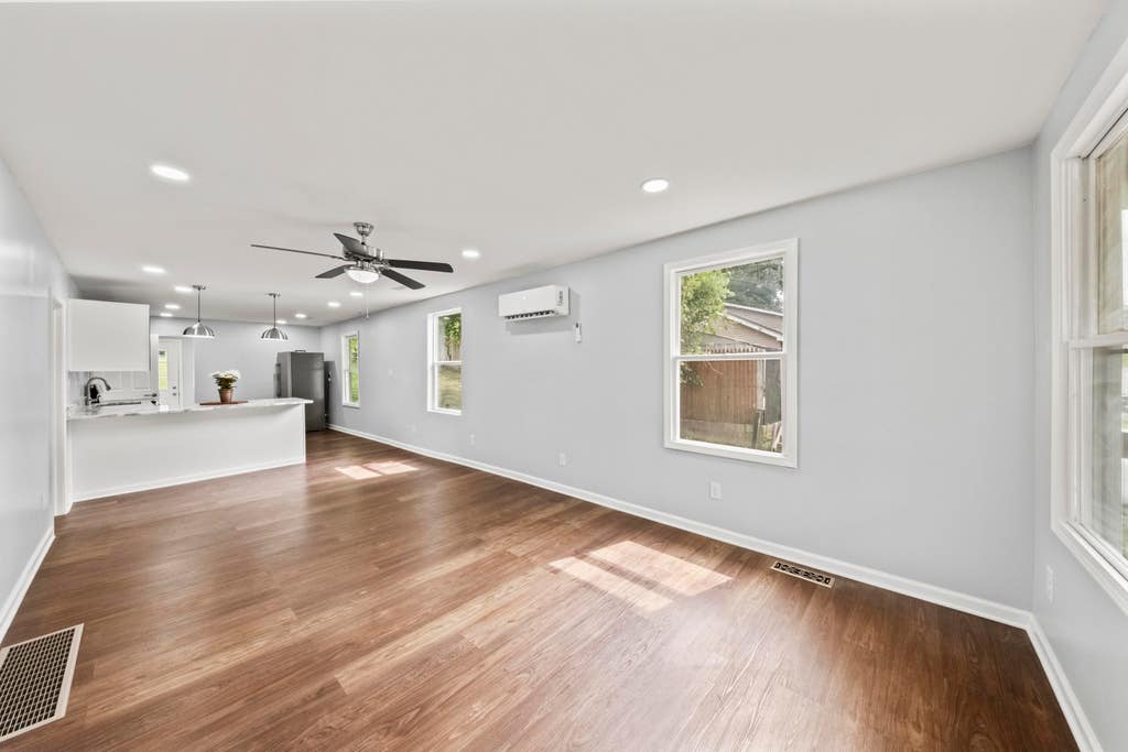 Photo of 2212 Sellars Street ST, Ashland, KY 41101 (MLS # 61035)