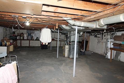 Tiny photo for 1121 Market Street, Worthington, KY 41183 (MLS # 60039)