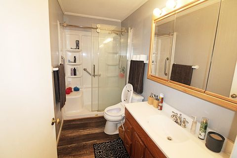 Tiny photo for 1121 Market Street, Worthington, KY 41183 (MLS # 60039)