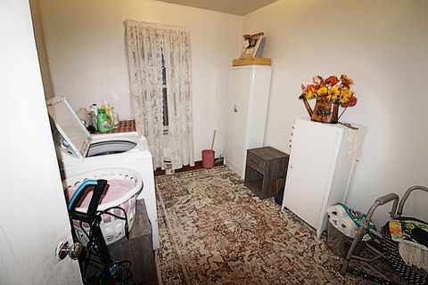 Tiny photo for 1121 Market Street, Worthington, KY 41183 (MLS # 60039)