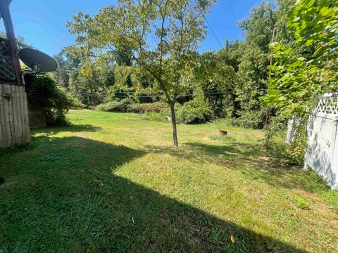 Tiny photo for 4022 Mound St. ST, Ashland, KY 41101 (MLS # 61242)