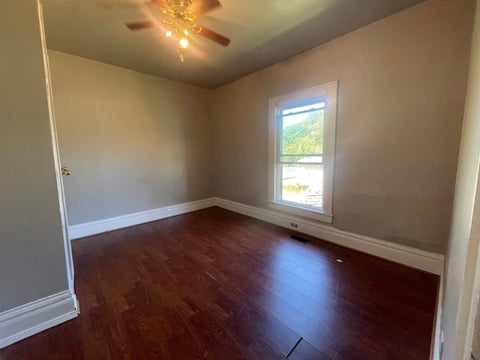Tiny photo for 4022 Mound St. ST, Ashland, KY 41101 (MLS # 61242)