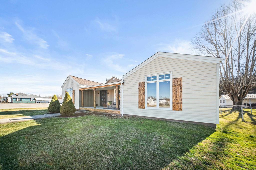 Photo of 612 Fulton Avenue, Wurtland, KY 41144 (MLS # 60149)