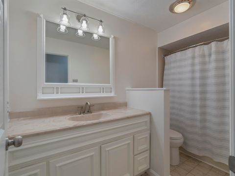 Tiny photo for 1609 Gainesway Drive, Worthington, KY 41183 (MLS # 60442)