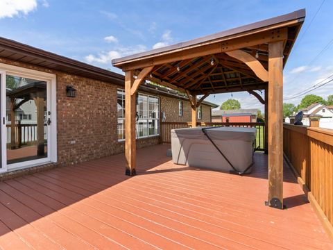 Tiny photo for 1609 Gainesway Drive, Worthington, KY 41183 (MLS # 60442)