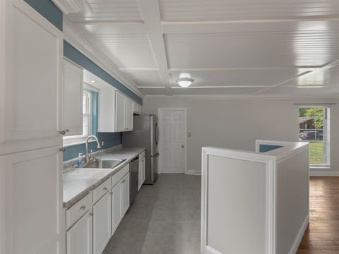 Tiny photo for 1609 Gainesway Drive, Worthington, KY 41183 (MLS # 60442)