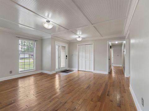 Tiny photo for 1609 Gainesway Drive, Worthington, KY 41183 (MLS # 60442)