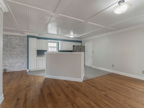 Tiny photo for 1609 Gainesway Drive, Worthington, KY 41183 (MLS # 60442)