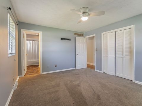 Tiny photo for 1609 Gainesway Drive, Worthington, KY 41183 (MLS # 60442)