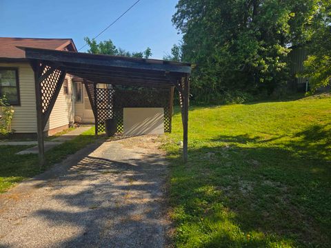 Tiny photo for 110 Southview Court, Grayson, KY 41143 (MLS # 60626)