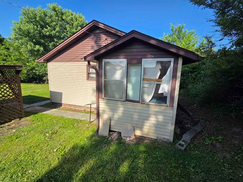 Tiny photo for 110 Southview Court, Grayson, KY 41143 (MLS # 60626)