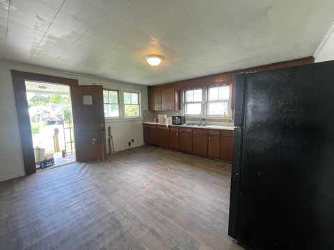 Tiny photo for 336 Ferry St. ST, Ashland, KY 41101 (MLS # 61080)