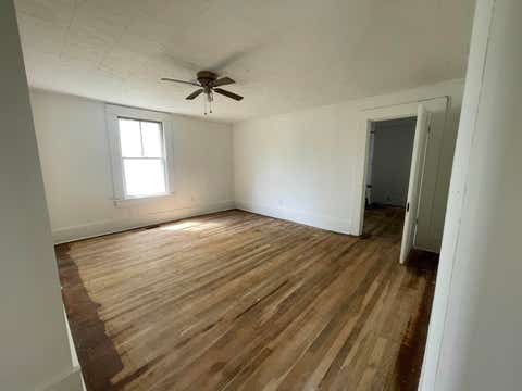 Tiny photo for 336 Ferry St. ST, Ashland, KY 41101 (MLS # 61080)