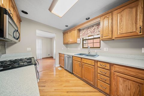 Tiny photo for 611 Avery Court, Flatwoods, KY 41139 (MLS # 60209)