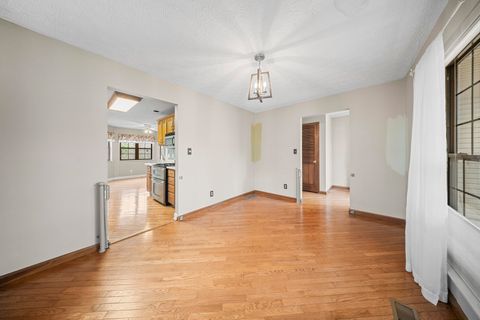 Tiny photo for 611 Avery Court, Flatwoods, KY 41139 (MLS # 60209)