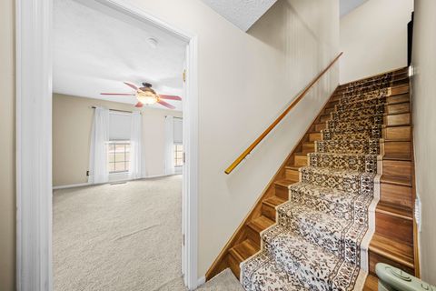 Tiny photo for 611 Avery Court, Flatwoods, KY 41139 (MLS # 60209)