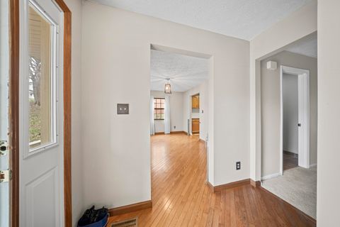 Tiny photo for 611 Avery Court, Flatwoods, KY 41139 (MLS # 60209)