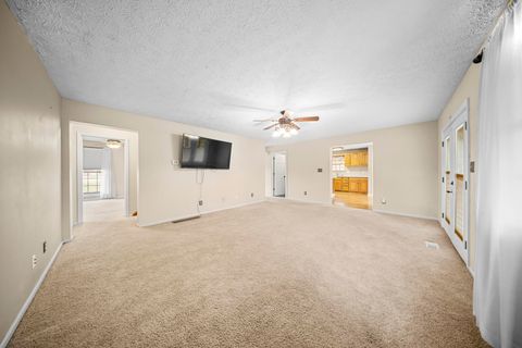 Tiny photo for 611 Avery Court, Flatwoods, KY 41139 (MLS # 60209)