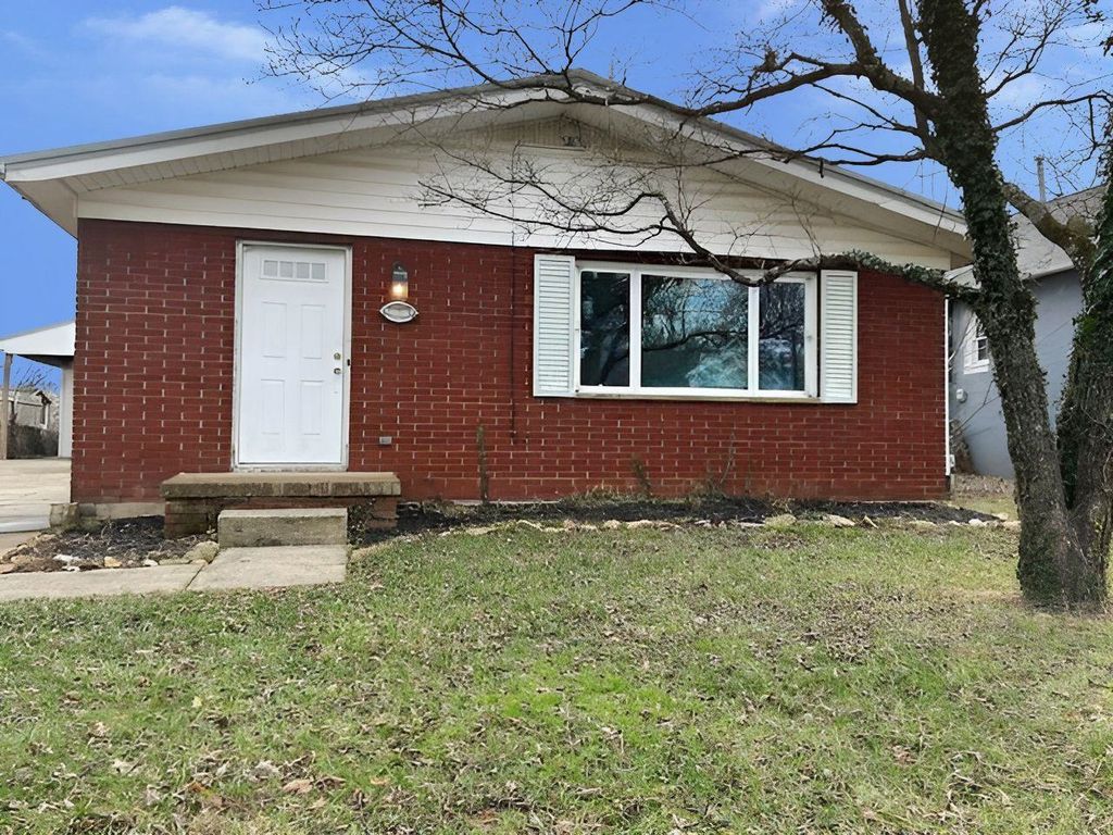 Photo of 2128 Mantz St, Ashland, KY 41101 (MLS # 59935)