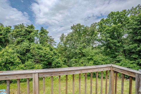 Tiny photo for 8527 Ponderosa Ridge Rdg, Ashland, KY 41102 (MLS # 60730)