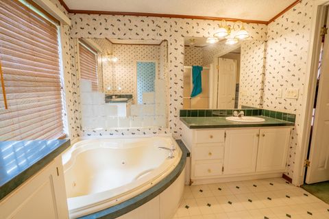 Tiny photo for 8527 Ponderosa Ridge Rdg, Ashland, KY 41102 (MLS # 60730)