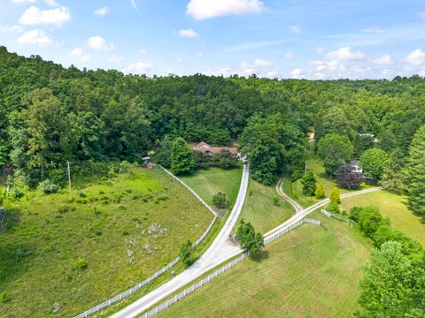 Tiny photo for 941 Tark Hill Rd. RD, Grayson, KY 41143 (MLS # 60738)