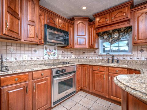 Tiny photo for 632 Apple Avenue Ave, Olive Hill, KY 41164 (MLS # 60223)