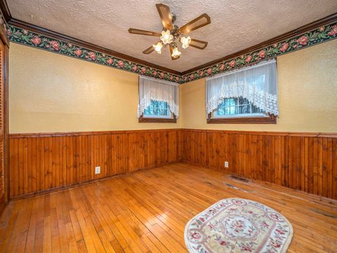 Tiny photo for 632 Apple Avenue Ave, Olive Hill, KY 41164 (MLS # 60223)