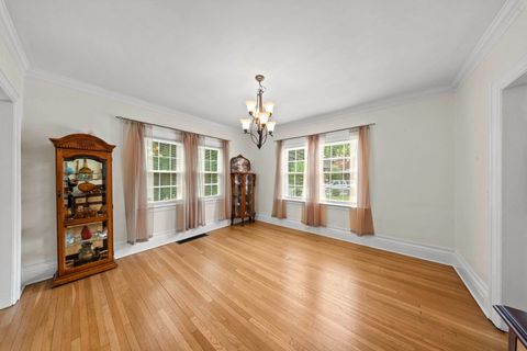 Tiny photo for 825 Rogers Court, Ashland, KY 41101 (MLS # 60758)