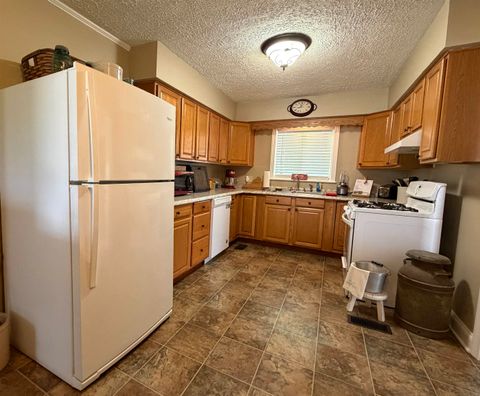 Tiny photo for 7937 Neal Road, Catlettsburg, KY 41129 (MLS # 60767)