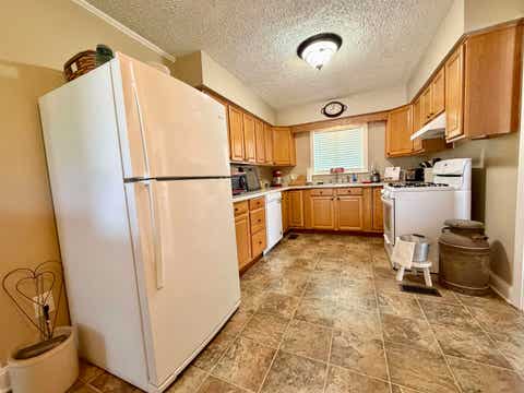 Tiny photo for 7937 Neal Road, Catlettsburg, KY 41129 (MLS # 60767)