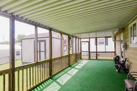 Tiny photo for 7937 Neal Road, Catlettsburg, KY 41129 (MLS # 60767)