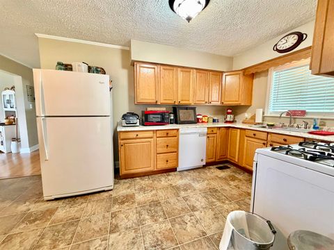 Tiny photo for 7937 Neal Road, Catlettsburg, KY 41129 (MLS # 60767)
