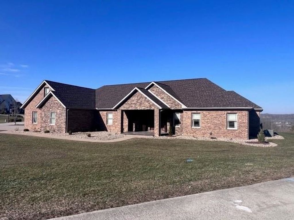 Photo of 3697 Brody Lane Ln, Ashland, KY 41102 (MLS # 58340)
