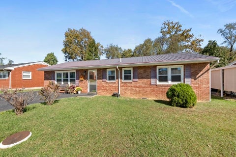 Tiny photo for 1109 Federal Way WAY, Flatwoods, KY 41139 (MLS # 61452)