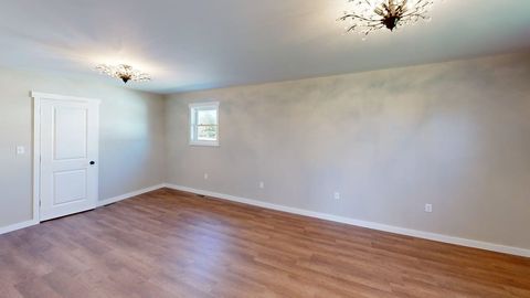 Tiny photo for 807 Kibbey Street St, Grayson, KY 41143 (MLS # 60213)