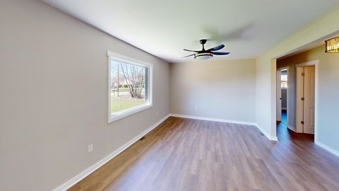 Tiny photo for 807 Kibbey Street St, Grayson, KY 41143 (MLS # 60213)