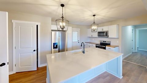 Tiny photo for 807 Kibbey Street St, Grayson, KY 41143 (MLS # 60213)