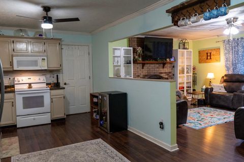 Tiny photo for 1020 Olive Street St, Flatwoods, KY 41139 (MLS # 59591)