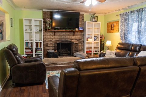 Tiny photo for 1020 Olive Street St, Flatwoods, KY 41139 (MLS # 59591)