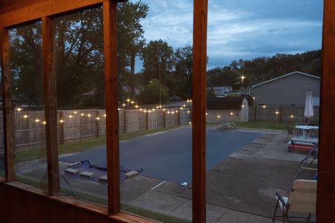 Tiny photo for 1020 Olive Street St, Flatwoods, KY 41139 (MLS # 59591)