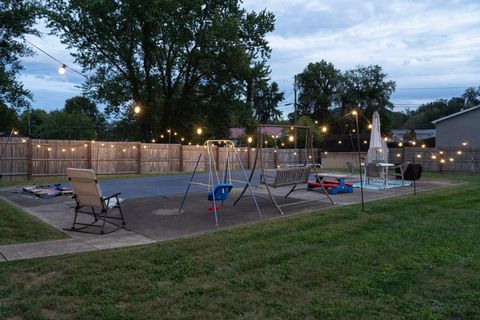Tiny photo for 1020 Olive Street St, Flatwoods, KY 41139 (MLS # 59591)