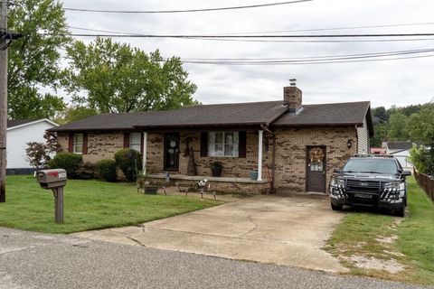 Tiny photo for 1020 Olive Street St, Flatwoods, KY 41139 (MLS # 59591)