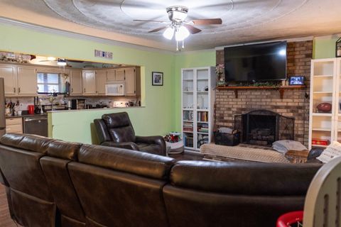 Tiny photo for 1020 Olive Street St, Flatwoods, KY 41139 (MLS # 59591)