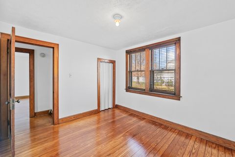 Tiny photo for 2224 Moore St, Ashland, KY 41101 (MLS # 60034)