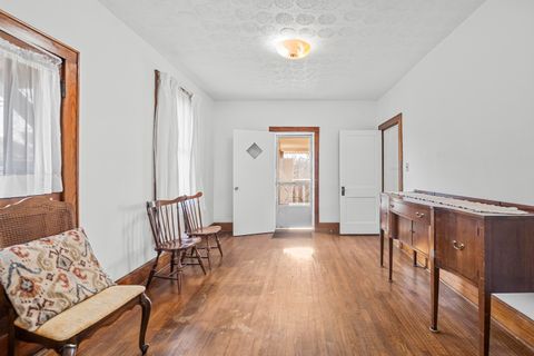 Tiny photo for 2224 Moore St, Ashland, KY 41101 (MLS # 60034)