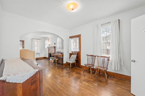 Tiny photo for 2224 Moore St, Ashland, KY 41101 (MLS # 60034)