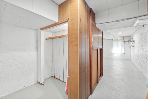 Tiny photo for 2224 Moore St, Ashland, KY 41101 (MLS # 60034)