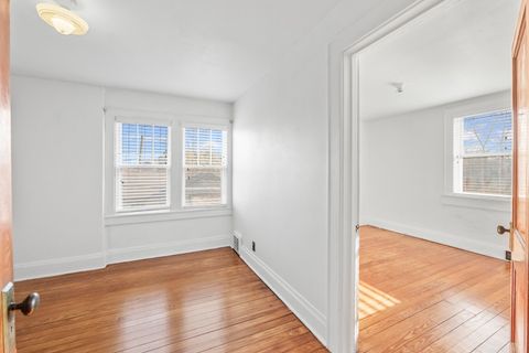 Tiny photo for 2224 Moore St, Ashland, KY 41101 (MLS # 60034)