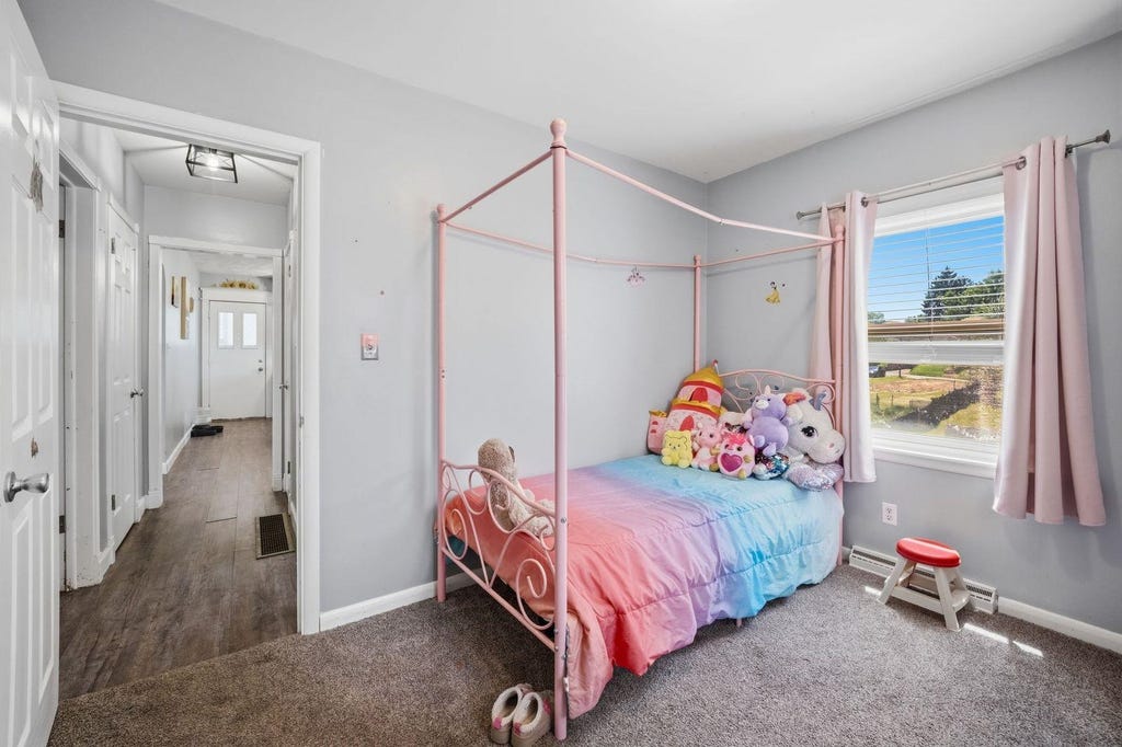 Photo of 3818 Cactus Street, Ashland, KY 41101 (MLS # 60604)